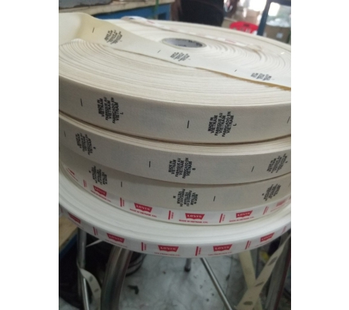 Nhãn dệt giá rẻ 11a