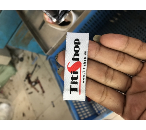 Nhãn dệt giá rẻ 12a